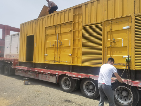 裕华发电机出租100KW发电机需要什么规格的电缆线？