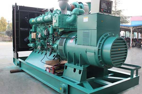 裕华工厂发电机应急发电中如何优化燃油储备管理？