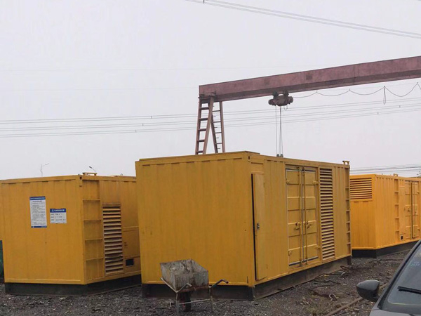 裕华100kw柴油发电机组每小时油耗？