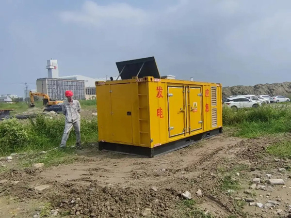 裕华冬季低温环境下，发电机组启动电瓶的容量需求是否会增加？