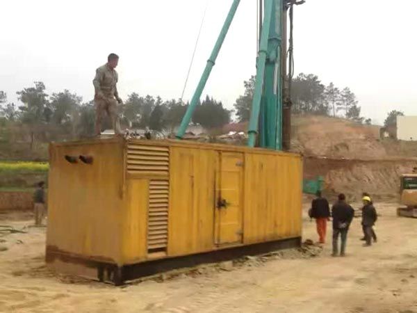 裕华如何判断水冷式机油散热器密封件是否需要更换？